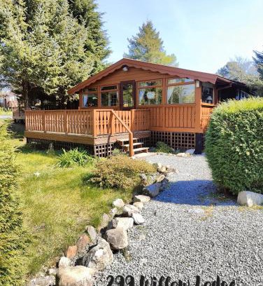 Bronaber House | 299 Willow Lodge