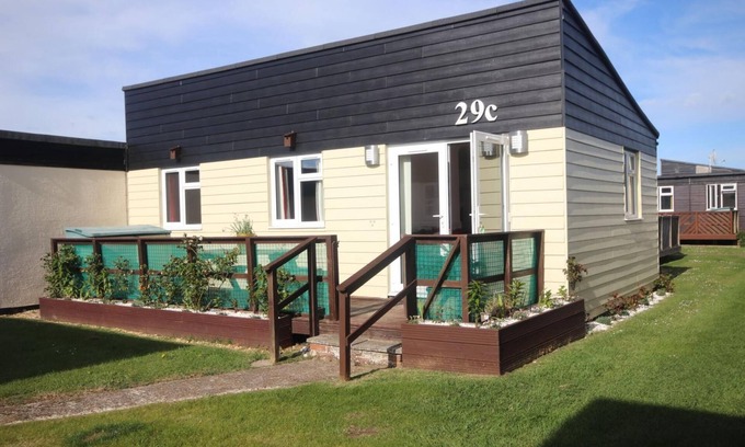 Selsey House | 29C Medmerry Park 2 Bedroom Chalet