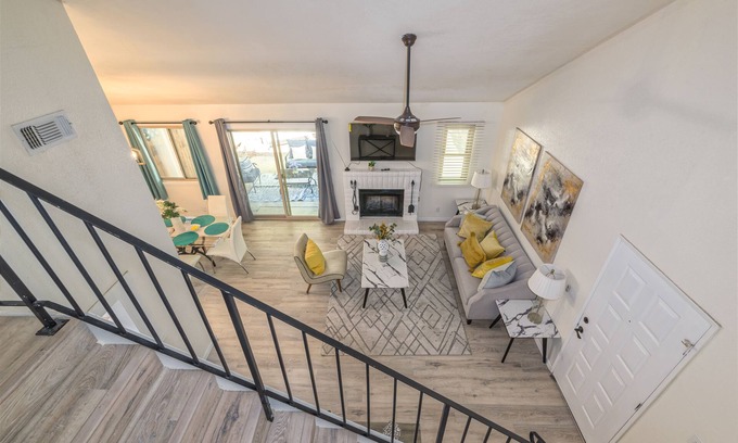 Foothill Farms House | 2BD/2BR Near Sac FolsomRoseville
