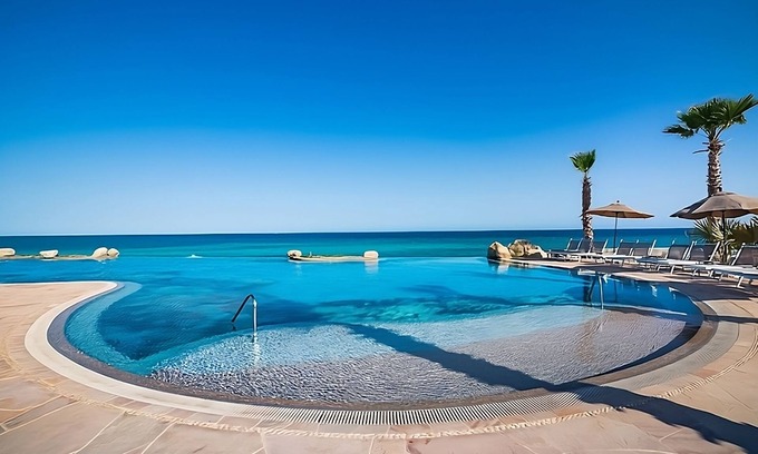 San Jose del Cabo Resort | 2bd/3ba Ocean Views for days! 5 Star Resort W/Longest Lazy River In Mexico!