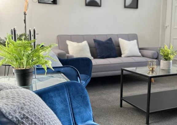 Durham Apartment | 2Bed House-10min drive to Durham