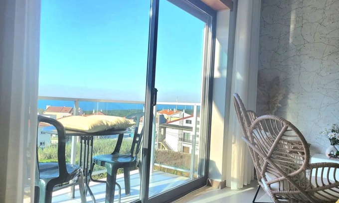 Nazare Apartment | 2bedroom-1bathroom-seaview-outdoorpool-petfriendly