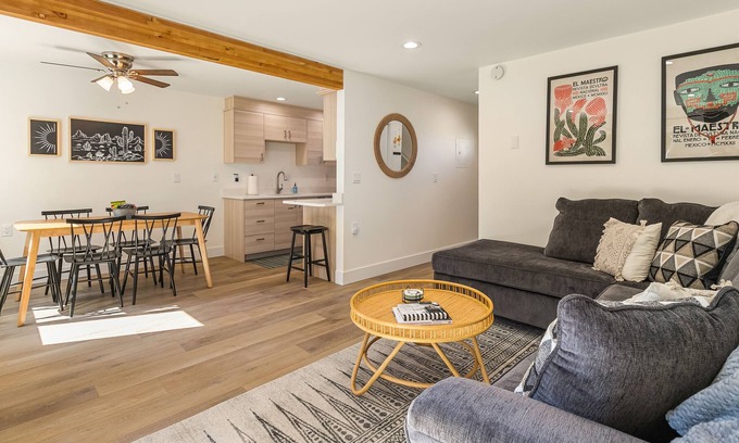Lynden Apartment | 2br/1ba apartment- Monthly stays available!