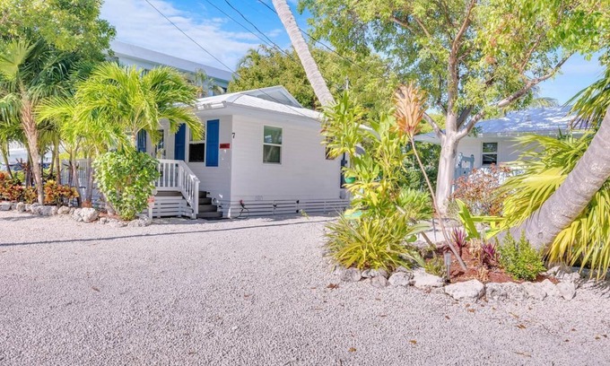 Islamorada Cottage | 2BR/1BA Serene Cozy Cottage of Shady Palms in Islamorada With Heated Pool
