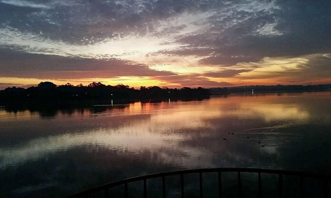 Seven Coves Condo | 2BR/2 Bath Waterfront Condo on Lake Conroe