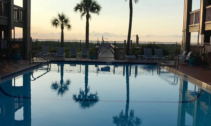 Fernandina Beach Condo | 2Br/2Ba Beachfront Condo Sleeps 6. Great Balcony Views! New Flooring!