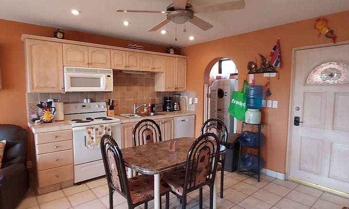 Cabo Bello Condo | 2br/2ba Plaza Calafia Condo. Rent 6 Days/7th Day F
