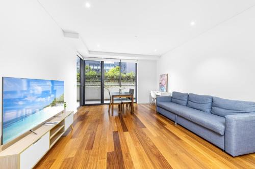 Burwood Apartment | 2BR Apartment in heart of Burwood