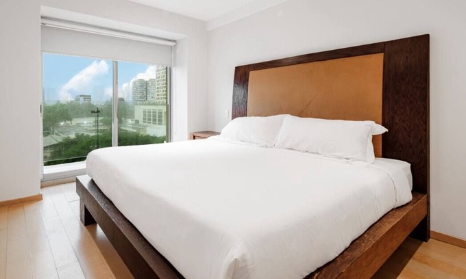 Granada Apartment | 2BR Apt in Polanco - Pool - City Skyline View