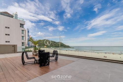 Centro Apartment | 2BR full apt beachfront – ESE0102