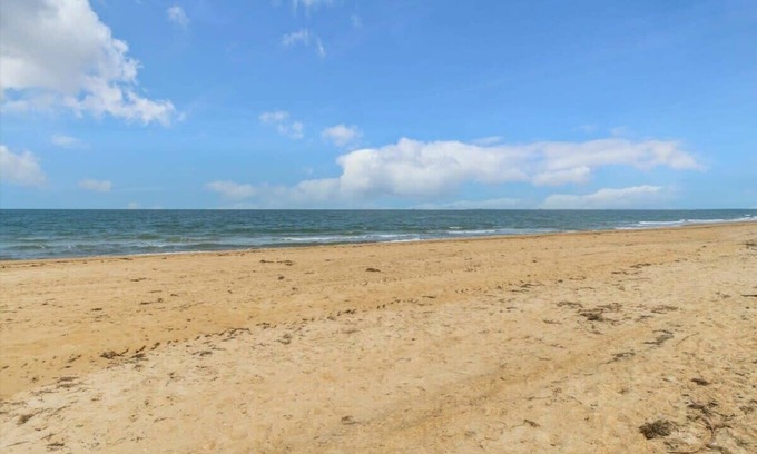 Cottage Line Apartment | 2BR Sand Dune Suite | Beach | Pool | Balcony