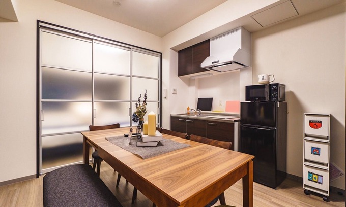 Namba Apartment | 2DK 50max 7 people3 semidouble beds 1 single - IKIDANE Residential Hotel SHIMANOUCHI/Osaka Ōsaka