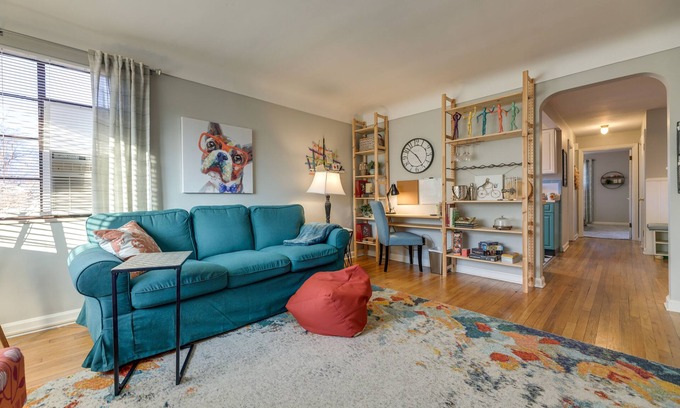 Mount Healthy Apartment | 2nd-Floor Cincinnati Apartment 15 Mins to Downtown