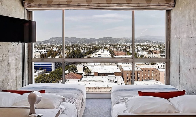 Wilshire Center House | 2x Hollywood Hills View Double Double Rooms at The LINE Hotel Los Angeles, Pool!