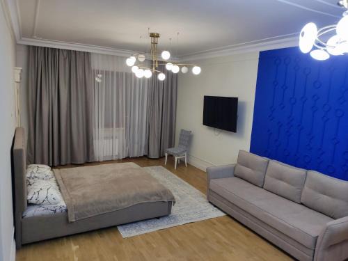 Almaty Apartment | 3-комнатная в ЖК Вавилон с видом на горы 8 спальных мест