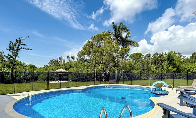Fort Myers House | 3/2/2 Gulf-Access Home; heated pool, fish, kayak, boat lift, pet-friendly