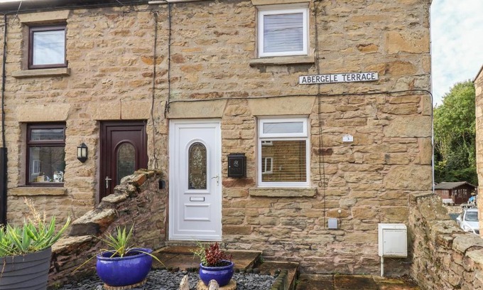 Ffynnongroyw House | 3 Abergele Terrace