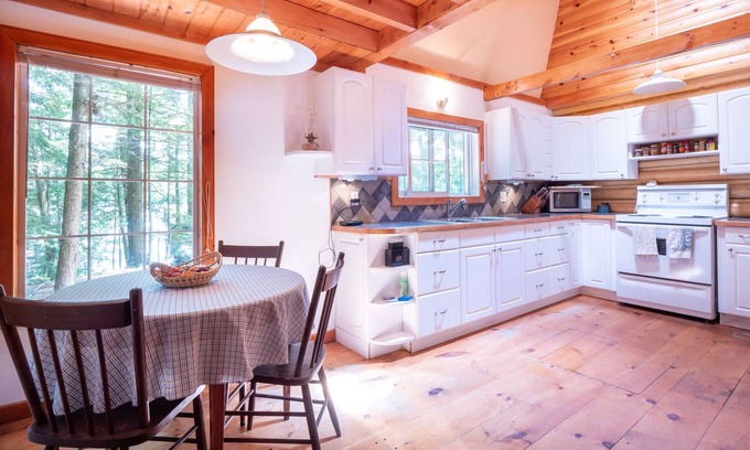 Bracebridge Cottage | 3 Acre Private Island on Quiet Muskoka Lake