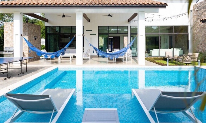Punta Barco Villa | 3 Bdr + 3.5 bthr Villa๐ก / Private pool ๐๐ & Workout station ๐๏ธ