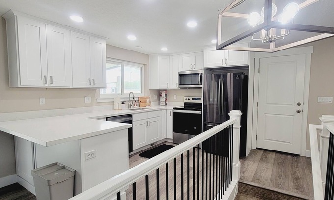 South Jordan House | 3 Bed 2 Bath Accessible Home in heart of SLC