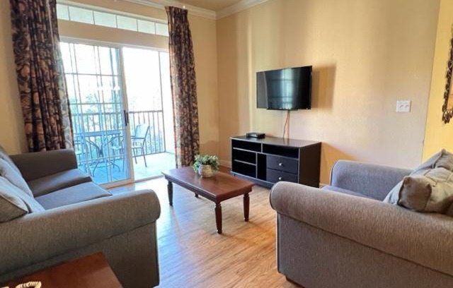 Davenport Apartment | 3 Bed 2 Bath Condo in Tuscana Resort condo