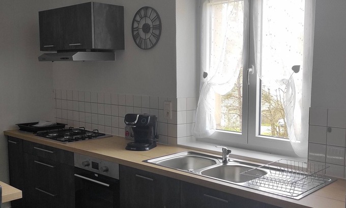 Travexin Cottage | 3-bed apartment near trails, with laundry facilities