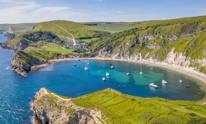 West Lulworth House | 3 Bed Holiday home close to idyllic Lulworth Cove