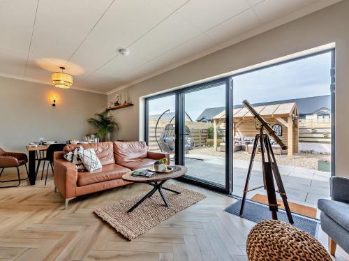 Aberaeron House | 3 Bed in Aberaeron 88788