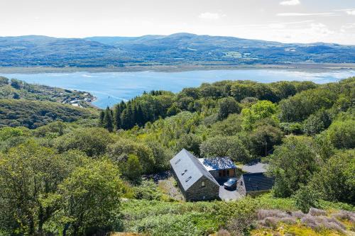 Aberdovey House | 3 Bed in Aberdovey DY033
