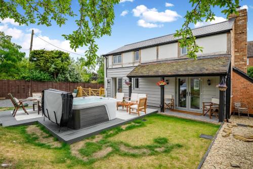 Alfrick House | 3 Bed in Alfrick oc-s32386