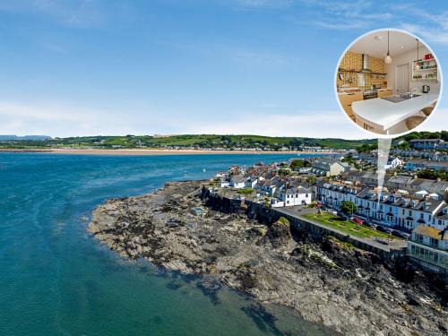 Appledore House | 3 Bed in Appledore 28787