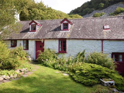 Arthog House | 3 Bed in Arthog 66579