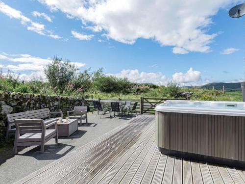 Bala House | 3 Bed in Bala 75914
