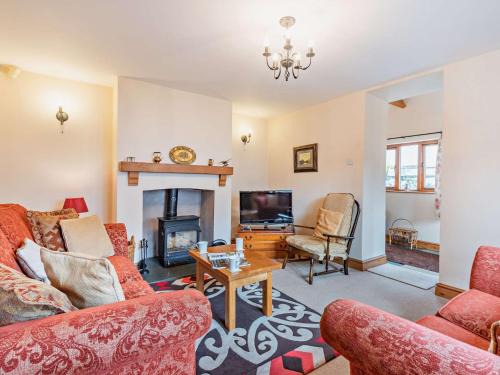 Braithwaite House | 3 Bed in Braithwaite SZ153