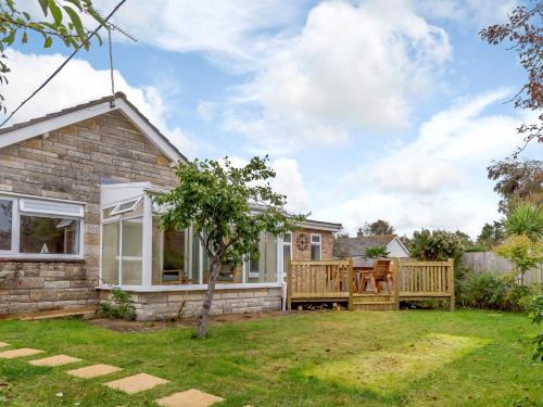 Freshwater House | 3 Bed in Freshwater 79039