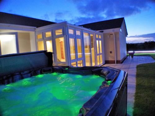 Hartland House | 3 Bed in Hartland 51790