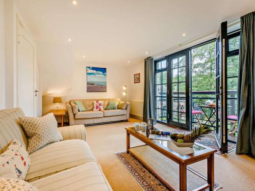 Lostwithiel House | 3 Bed in Lostwithiel 93041