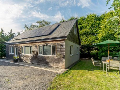 Camborne House | 3 Bed in Portreath 89492