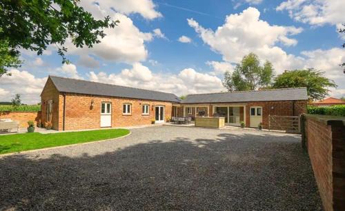 Thimbleby House | 3 Bed in Thimbleby oc-b32849