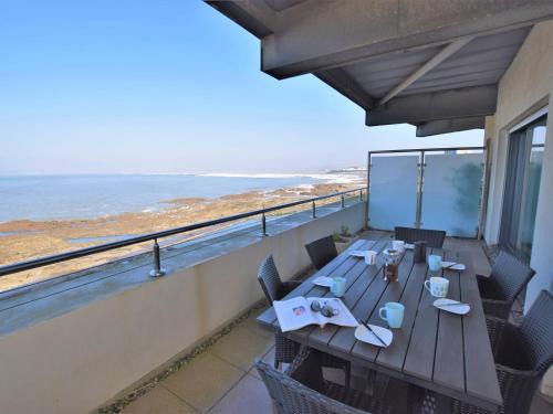 Westleigh Apartment | 3 Bed in Westward Ho 41059