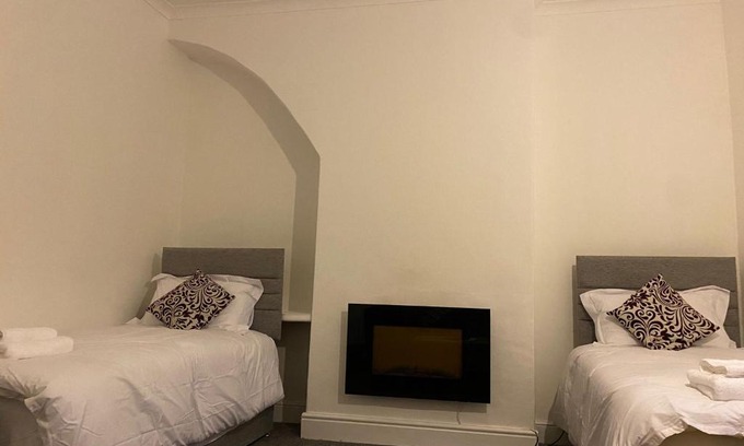 Crewe Apartment | 3 bed stylish house Whole house