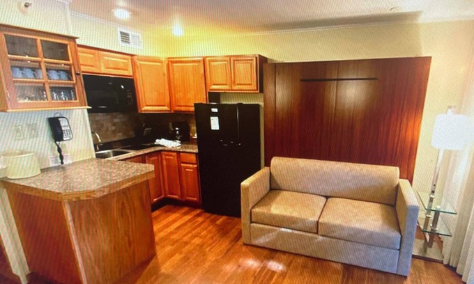Avon Cabin | 3-bedroom/3 baths/Vail/outdoor pool/sleeps 8 /2.00 trans. to Mt.nFull Kitchen