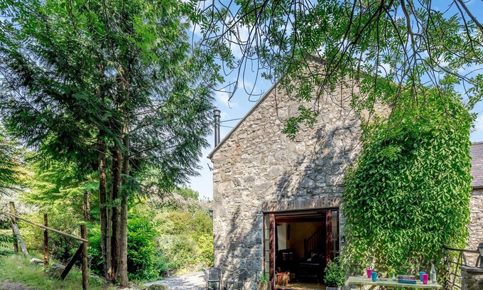 Rhyd-y-foel Cottage | 3 bedroom accommodation in Betws Yn Rhos