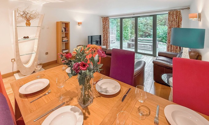 Carnon Downs Ski Chalet | 3 bedroom accommodation in Carnon Downs