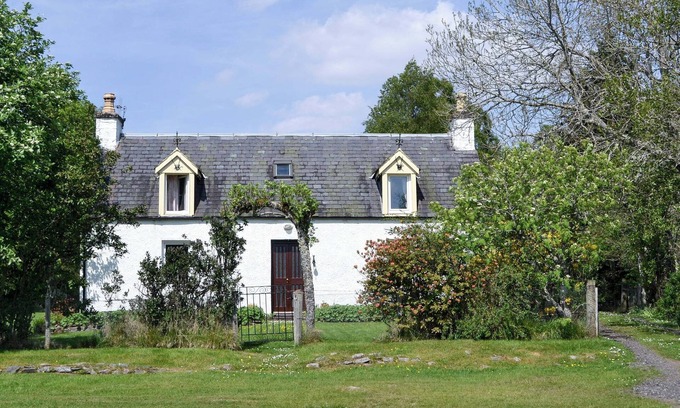 Glen Urquhart Cottage | 3 bedroom accommodation in Drumnadrochit