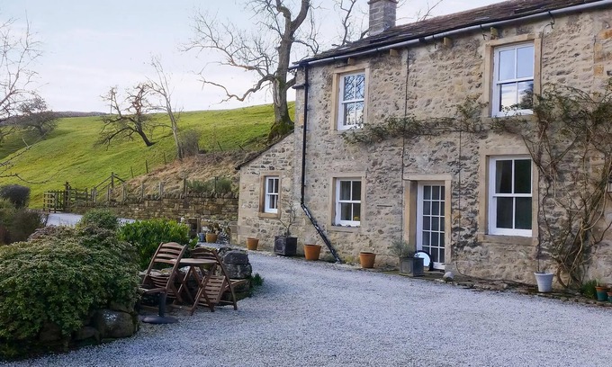 Kirkby Malham Cottage | 3 bedroom accommodation in Scalegill, near Kirkby Malham