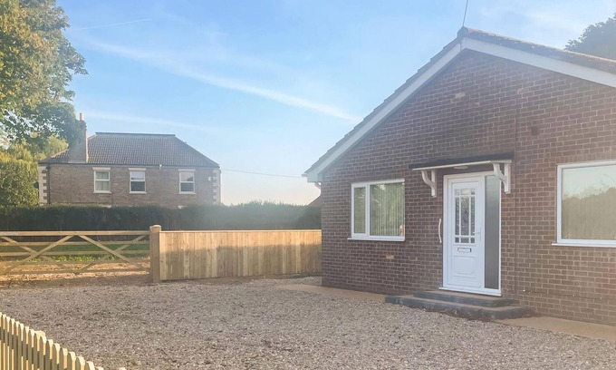 Fraisthorpe Cottage | 3 bedroom accommodation in Fraisthorpe, near Bridlington