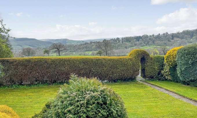 Bamford Cottage | 3 bedroom accommodation in Bamford, near Hope Valley