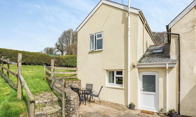 Barnstaple Cottage | 3 bedroom accommodation in Shirwell, near Barnstaple