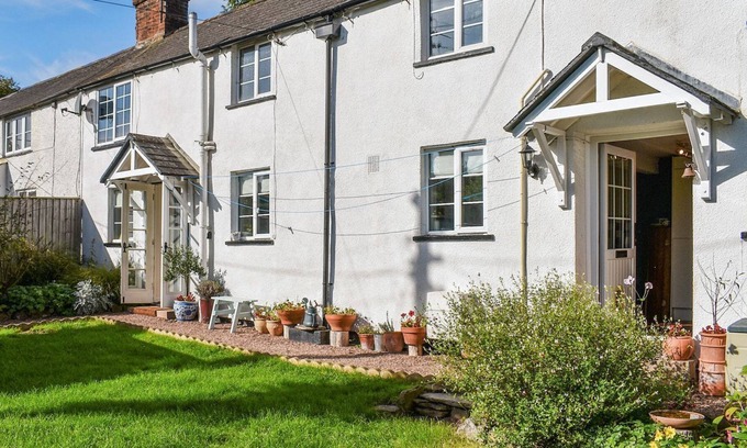 Cornwall Cottage | 3 bedroom accommodation in Milverton